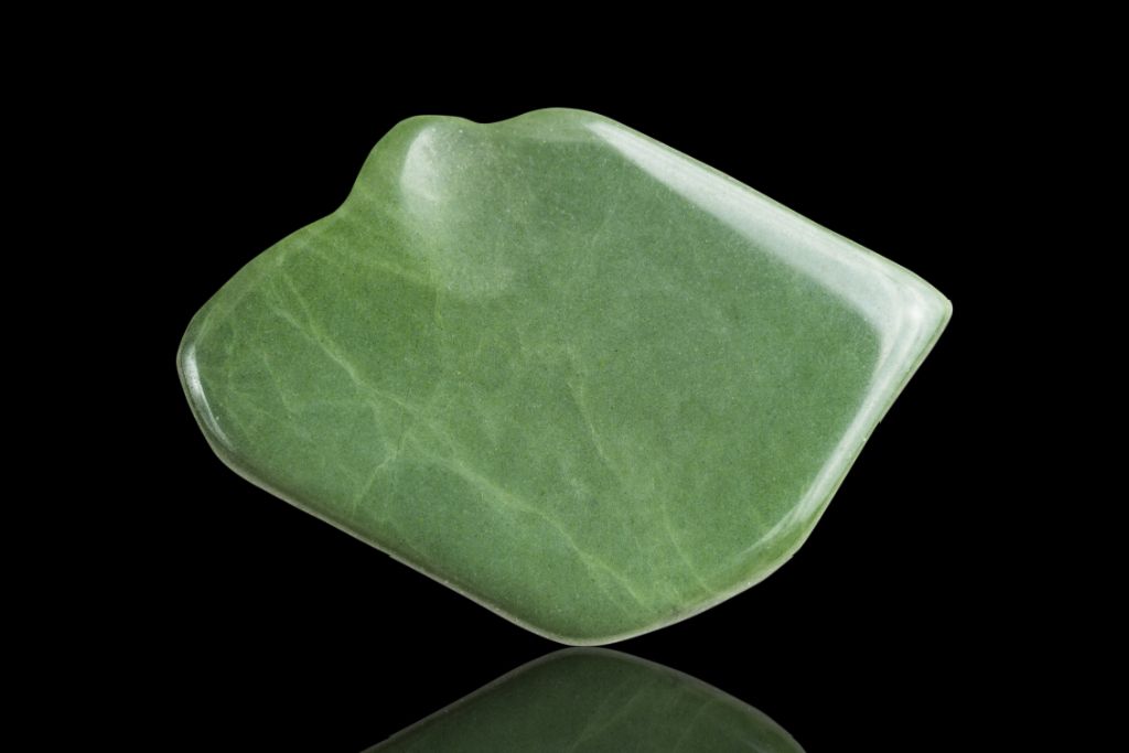 Green Jasper: Meaning, Properties, Benefits You Should Know