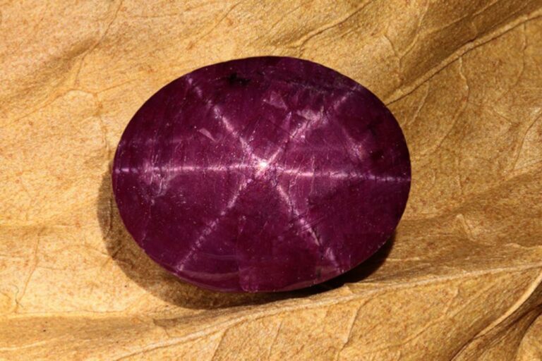 Star Ruby: Meaning, Properties And Benefits You Should Know